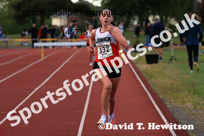 Womens 1500 metres steeplechase, 2025 NEGP No 2, Monkton Stadium, Wednesday, May 28th. Photo: David T. Hewitson/Sports for All Pics